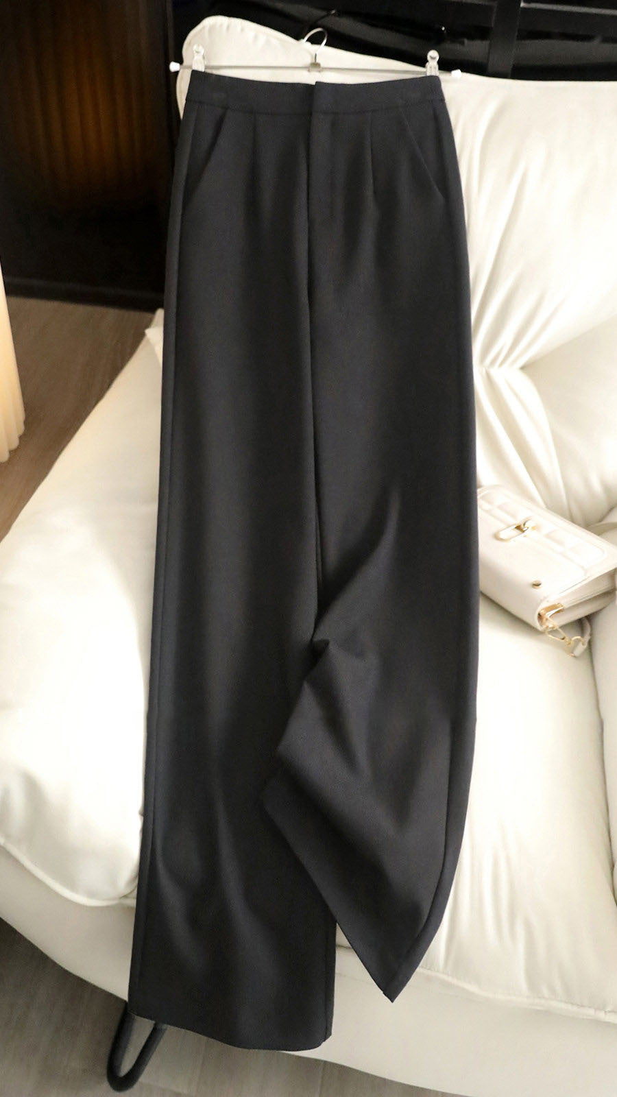 Damen Elegante hochtaillierte Stoffhose Echoarchiv