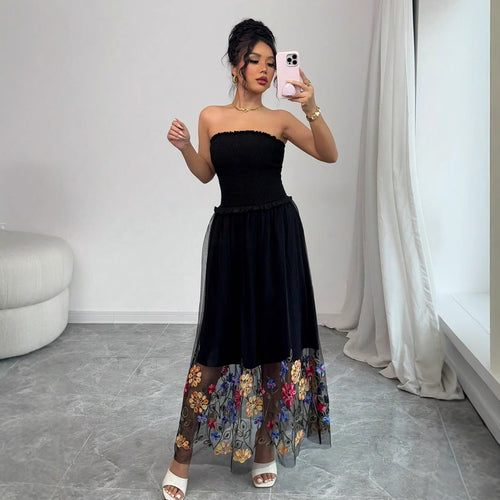 Damen nan schulterfreies Midikleid mit Smok-Oberteil und besticktem Tüllrock Echo Archiv