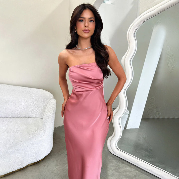 Damen Elegantes Satin-Maxikleid mit figurformendem Schnitt Echo Archiv