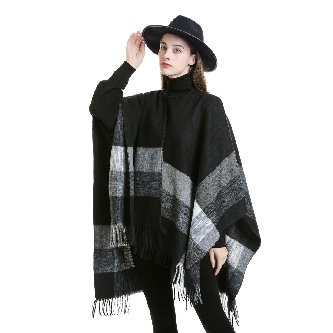 Damen Weichfallender Wollmix-Poncho mit Fransen – Montévia