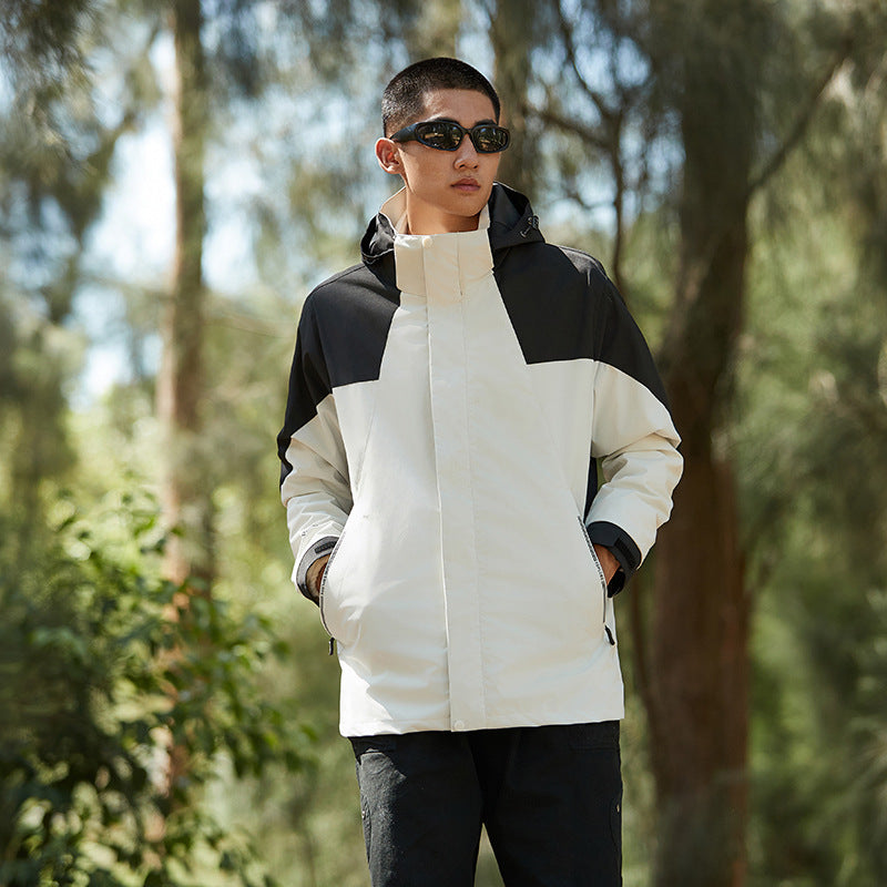 Damen Wasserfeste Outdoorjacke mit Kapuze und markantem Bergprint Echoarchiv