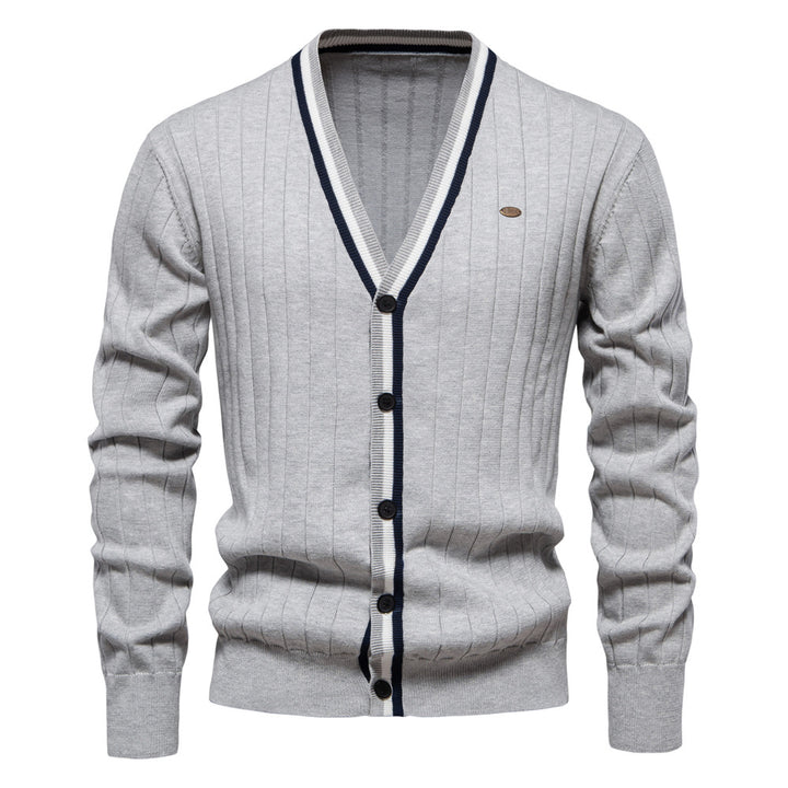 Herren Strickjacke mit elegantem V-Ausschnitt und feiner Rippstruktur Echoarchiv