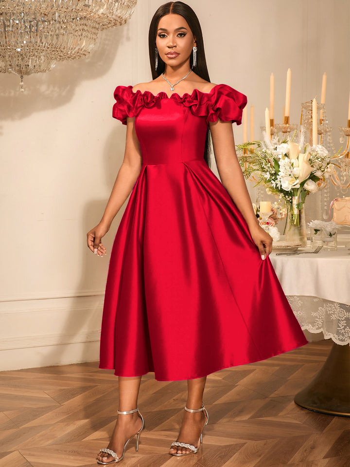 Damen Midi-Party Kleid mit schulterfreiem Design und voluminösen Rüschen Echo Archiv