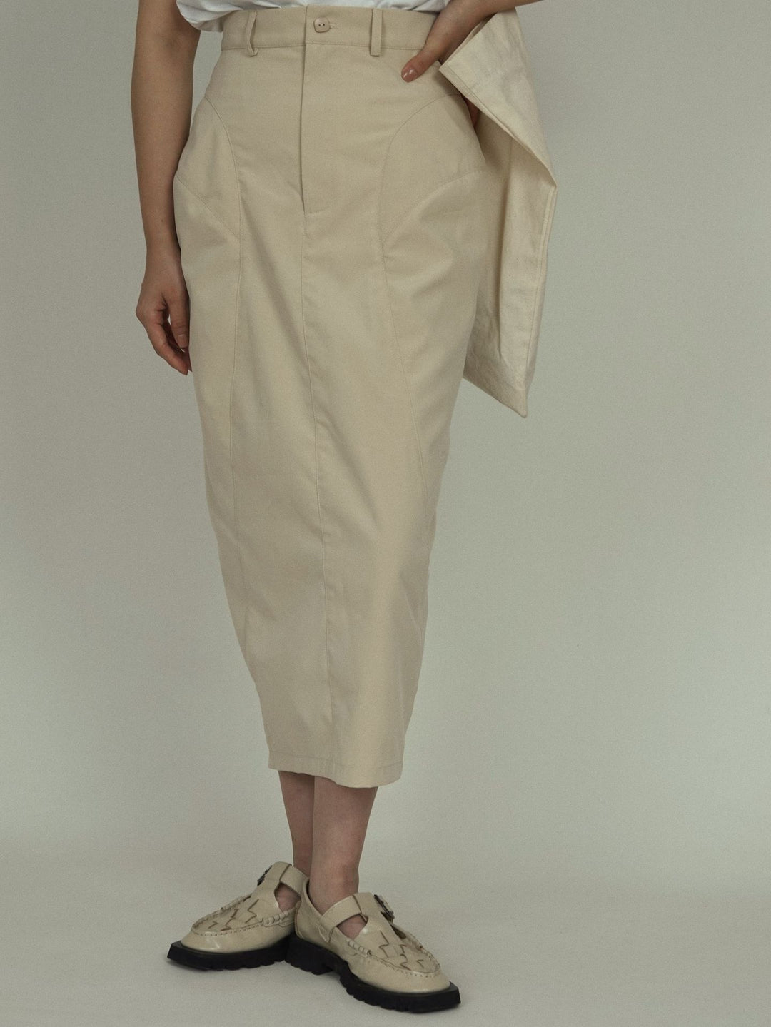 Damen Eleganter Midirock mit innovativem Schnitt Echoarchiv