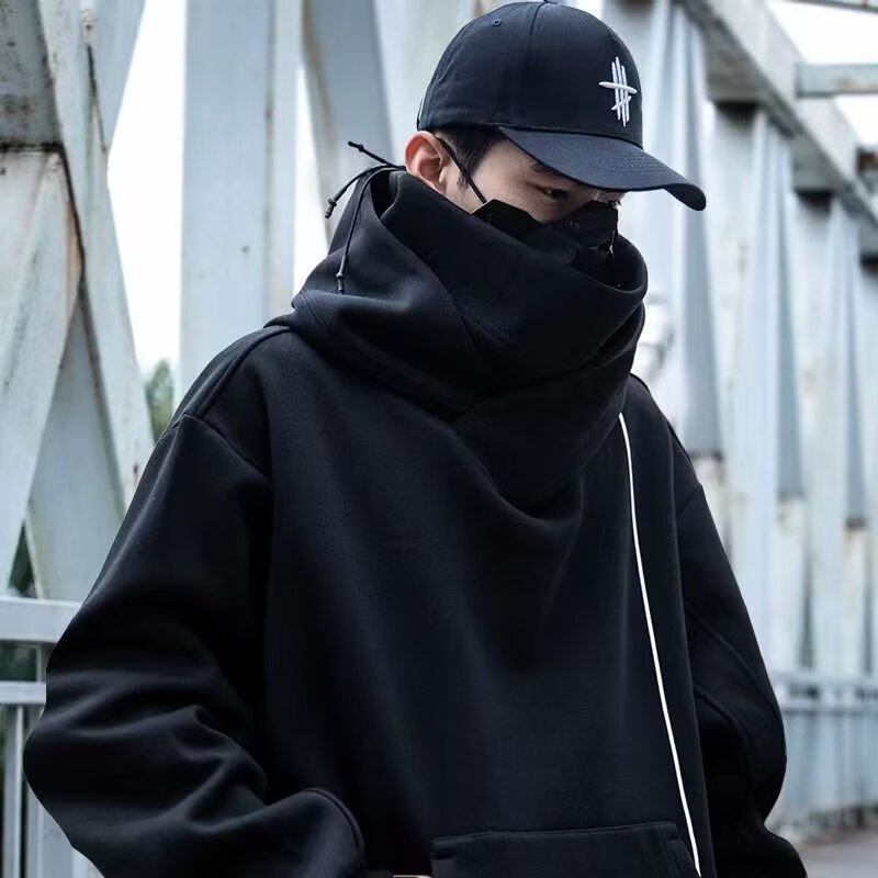 Herren futuristischer Hoodie mit hohem Kragen und praktischen Taschen Echoarchiv