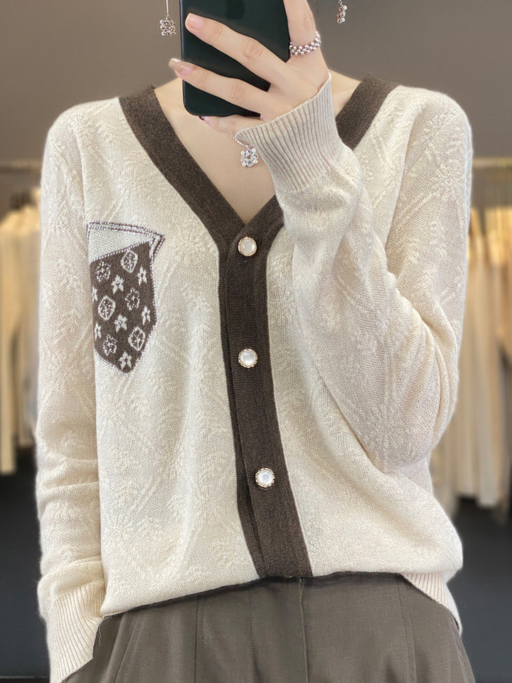 Damen Kurzgeschnittener V‑Neck-Cardigan mit Perlmuttknöpfen und kontrastierter Brusttasche Echoarchiv