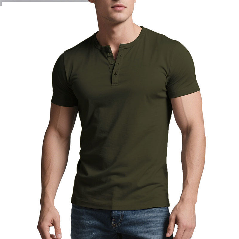 Herren nan kurzes Henley-Shirt mit dezenter Knopfleiste und figurbetontem Schnitt Echoarchiv