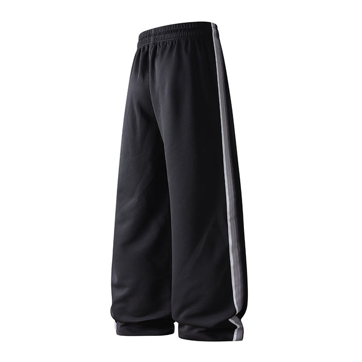 Herren weite Baggy-Trainingshose mit Tunnelzugbund, elastischem Komfortbund und seitlichem Streifendetail Echo Archiv