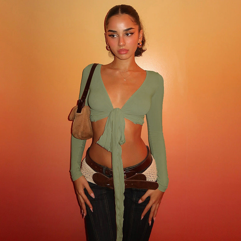 Damen Crop-Top mit verspieltem Bindeband und langen Ärmeln Echo Archiv