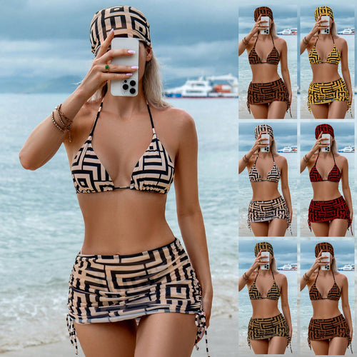 Damen Triangel-Bikini mit Wickelrock und grafischem Muster Echo Archiv
