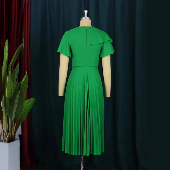 Damen elegantes Plisseekleid mit asymmetrischem Rüschen-Detail Echo Archiv