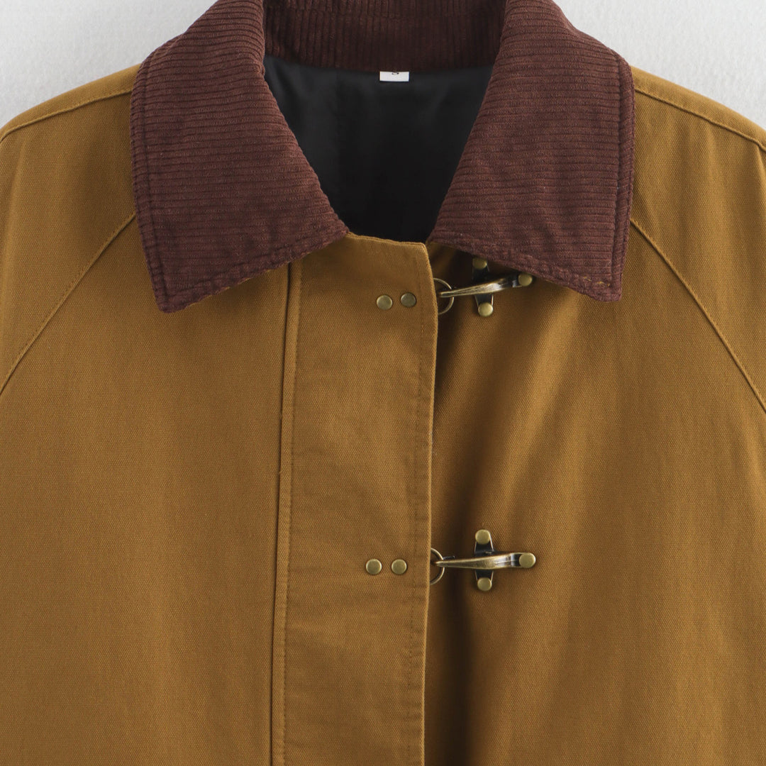 Damen Boxy Fieldjacke mit Cordkragen, Knebelverschlüssen und großen Klappentaschen Echo Archiv