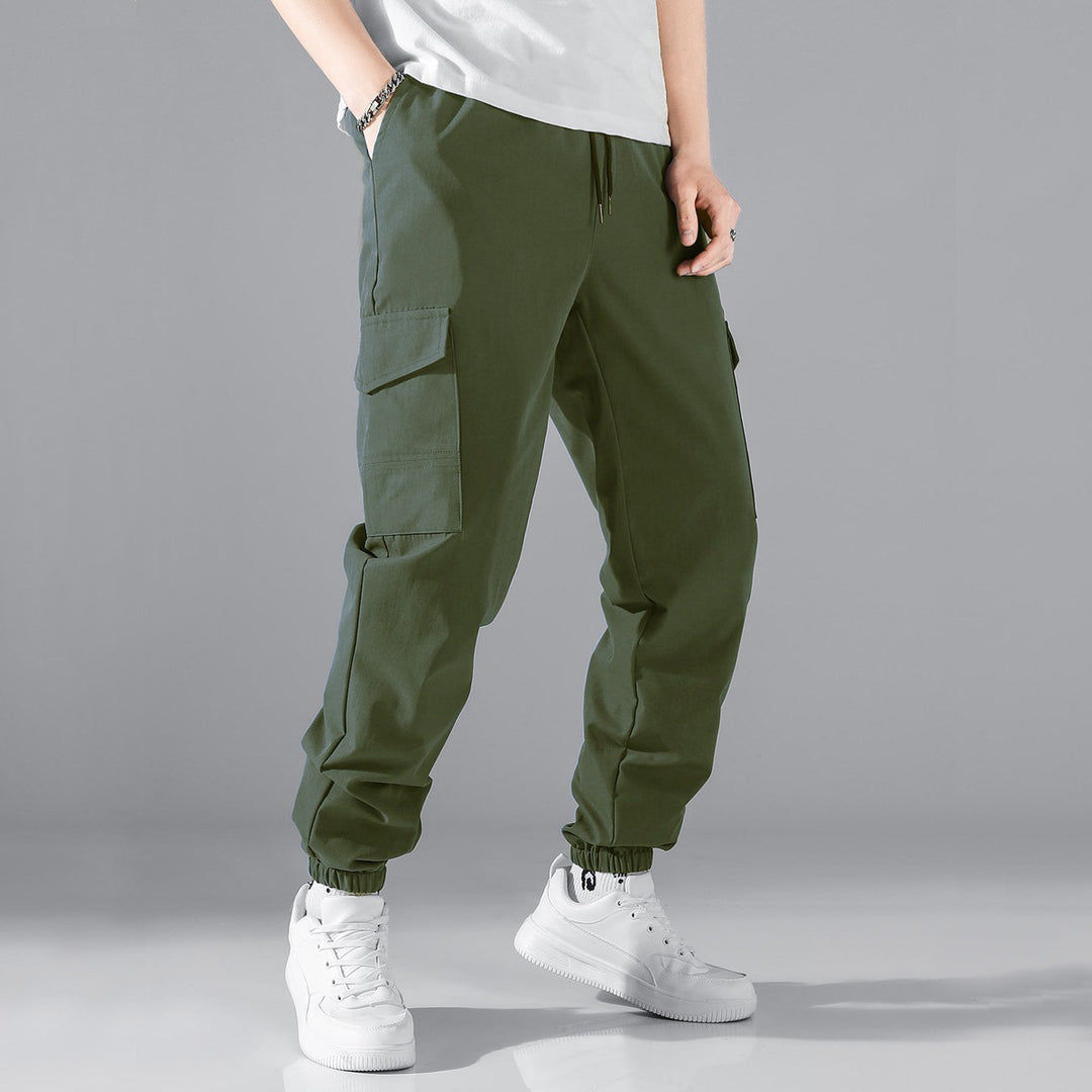 Herren Cargo-Jogginghose mit praktischen Seitentaschen und elastischem Bund Echoarchiv