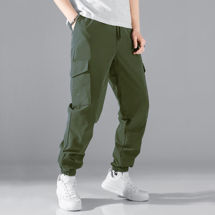 Herren Cargo-Jogginghose mit praktischen Seitentaschen und elastischem Bund Echoarchiv