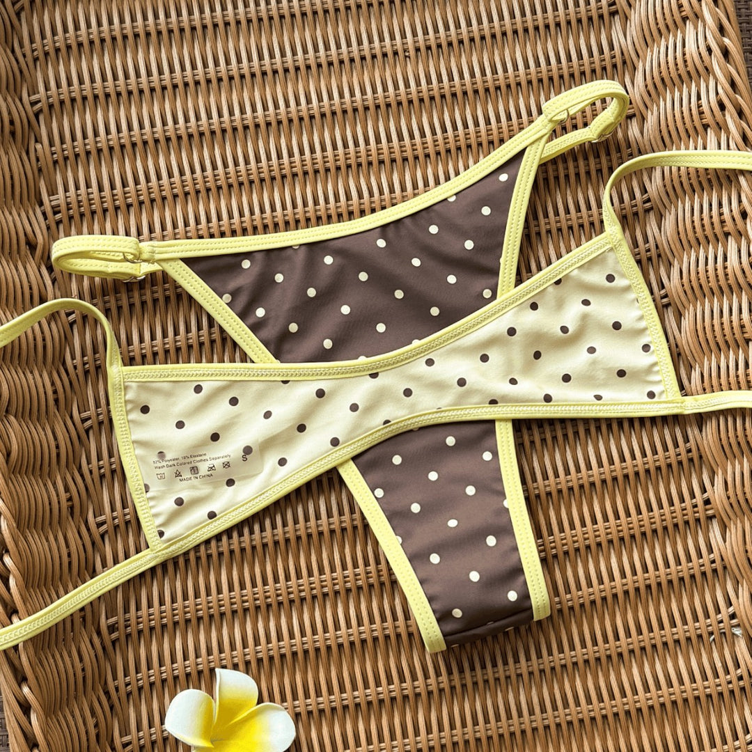 Damen Modischer Slip-Bikini mit trendigen Pünktchen Echo Archiv