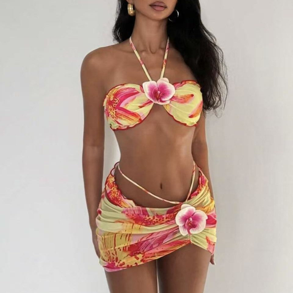 Damen Bikini-Set mit floralem Wickelrock Echo Archiv