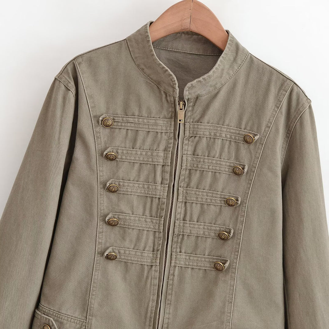 Damen Kurzjacke im Army‑Look aus Baumwoll‑Twill mit Stehkragen und dekorativen Zierriegeln Echo Archiv