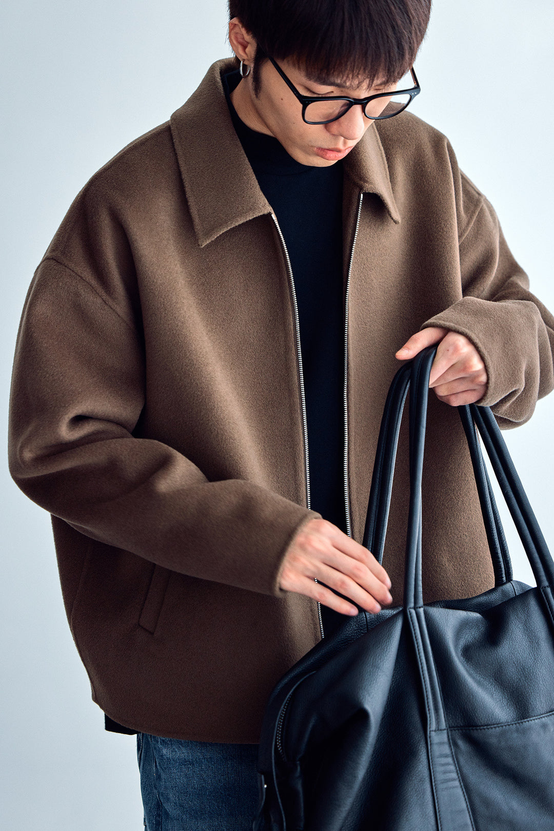Herren Wolljacke mit Reißverschluss und weiter Passform Echoarchiv