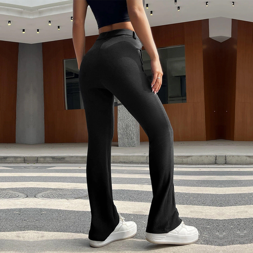 Damen hochgeschnittene Cargo-Hose mit frontnaht, ausgestelltem Bein und aufgesetzten Pattentaschen – Avélisse
