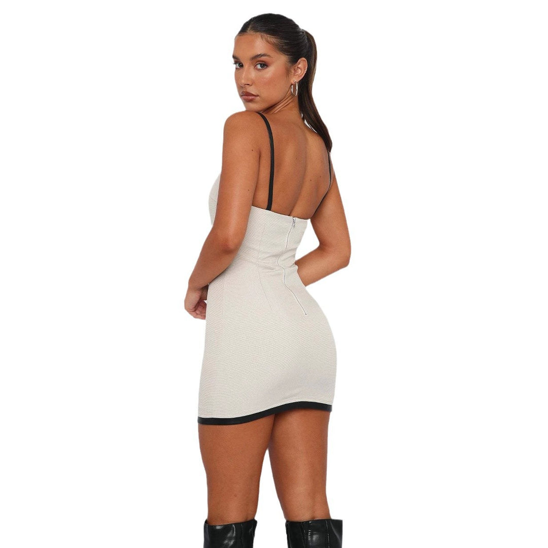Damen figurbetontes Minikleid mit schmalen Trägern und eleganter Raffungsoptik Echo Archiv