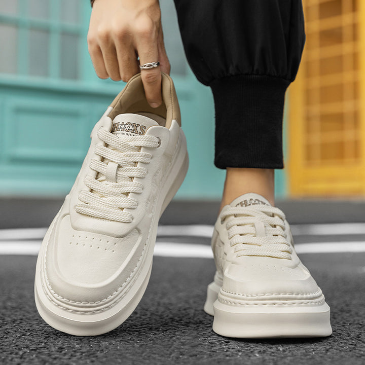 Unisex Voluminöse niedrige Sneaker mit geprägtem Schachbrettmuster und gepolstertem Fersenkragen – Norré