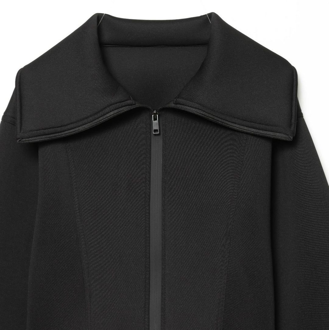 Damen Cropped-Boxy-Jacke mit übergroßem Funnelkragen und verdecktem Reißverschluss Echoarchiv