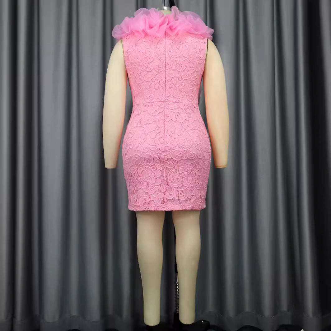 Damen Minimal Kleid mit luxuriöser Spitzenstickerei und Rüschen Echo Archiv