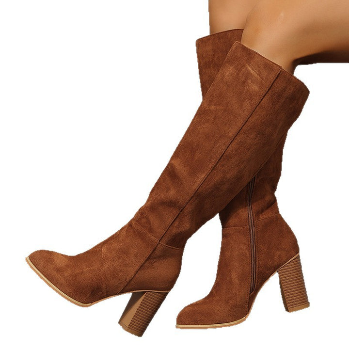 Damen Kniehohe Veloursoptik Stiefel mit skulpturellem Blockabsatz und seitlichem Reißverschluss – Lioré