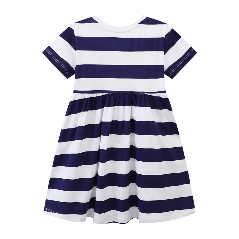 Mädchen Freizeitleichtes gestreiftes Kleid Echo Archiv