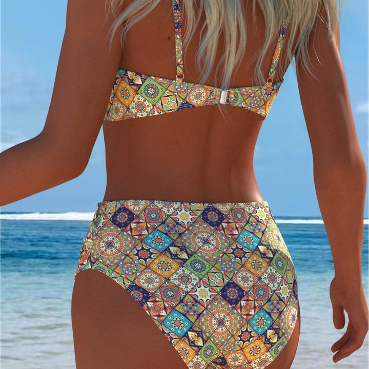 Damen Bikini-Set mit elegantem Balconette-Oberteil und hoch geschnittenen Badeshorts Echo Archiv
