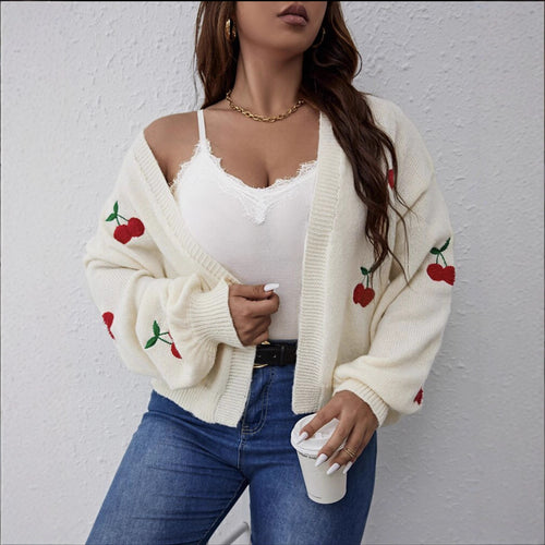 Damen Kurzgeschnittener Oversize-Cardigan mit Kirsch-Stickerei – Veloura