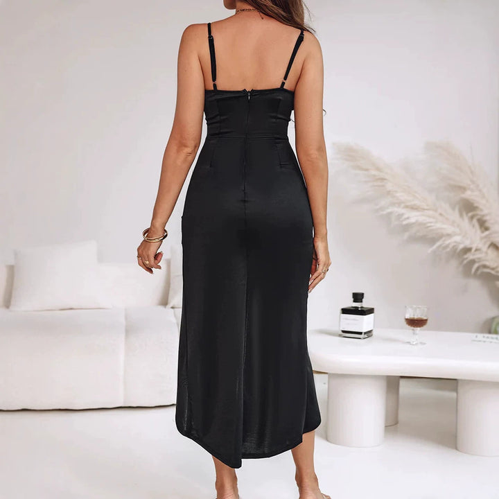 Damen Elegantes Maxi-Kleid mit asymmetrischem Schnitt und hohem Schlitz Echo Archiv