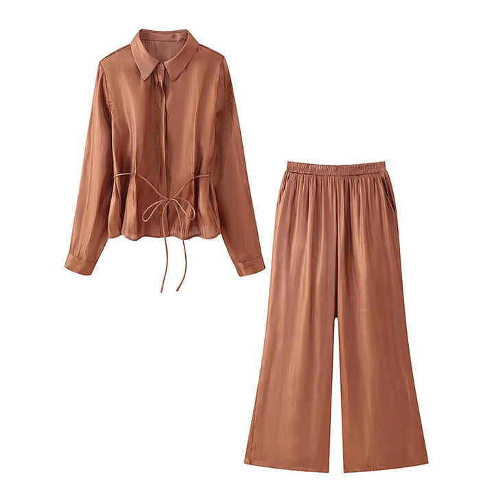 Damen seidiges Zweiteiler-Set mit Hemdbluse, Taillenband und weitem Palazzo-Hose – Élanora
