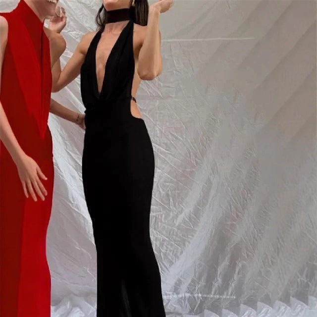 Damen Maxikleid mit elegantem Wasserfallausschnitt und figurbetontem Design Echo Archiv
