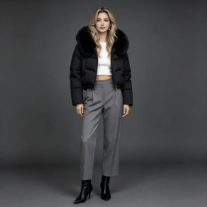 Damen nan kurze gesteppte Cropped-Pufferjacke mit voluminösem Kunstpelzkragen Echo Archiv