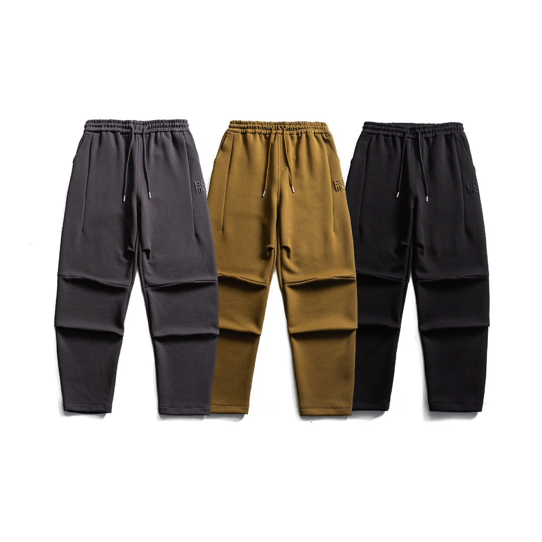 Herren Tapered Jogginghose mit elastischem Bund und Knie-Paneelen Echoarchiv