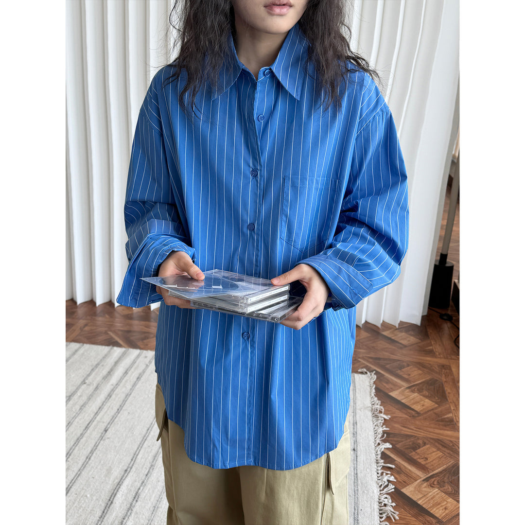 Damen Oversize-gestreifte Hemdbluse aus leichtem Viskose-Mix mit Brusttasche Echoarchiv