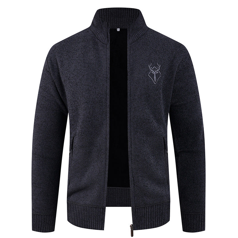 Herren Strickjacke mit hohem Kragen und praktischen Reißverschlusstaschen Echoarchiv