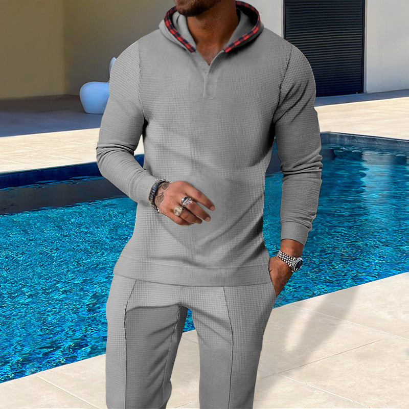Herren Sportlicher Hoodie mit Karodetails und passtgenauen Jogginghose Echoarchiv