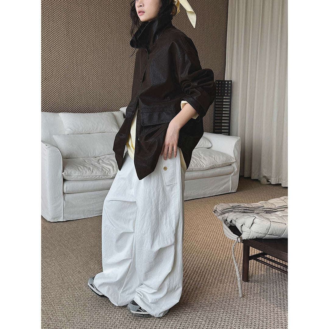 Damen Oversize Kunstleder-Hemdjacke mit breitem Kragen und Pattentaschen Echoarchiv