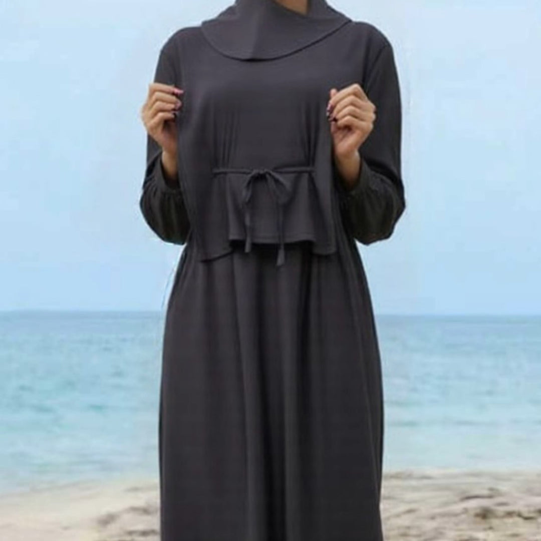 Damen modischer und eleganter Strandanzug mit begleitetem Kopftuch Echo Archiv