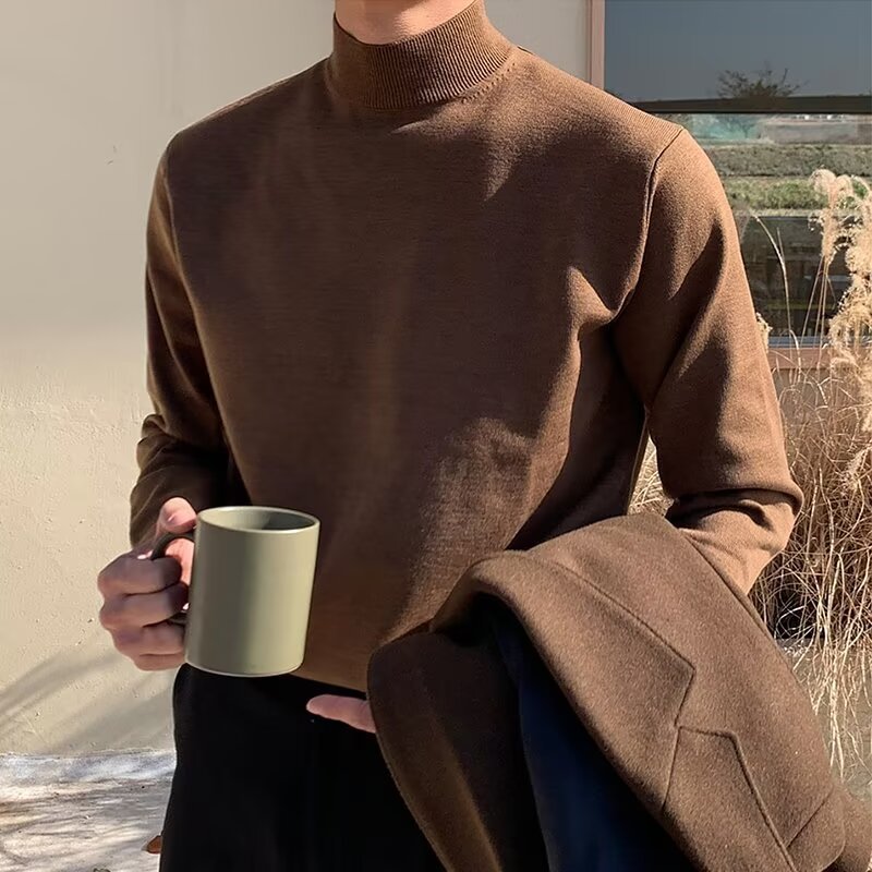 Herren Eleganter Pullover mit Mock-Neck Echoarchiv