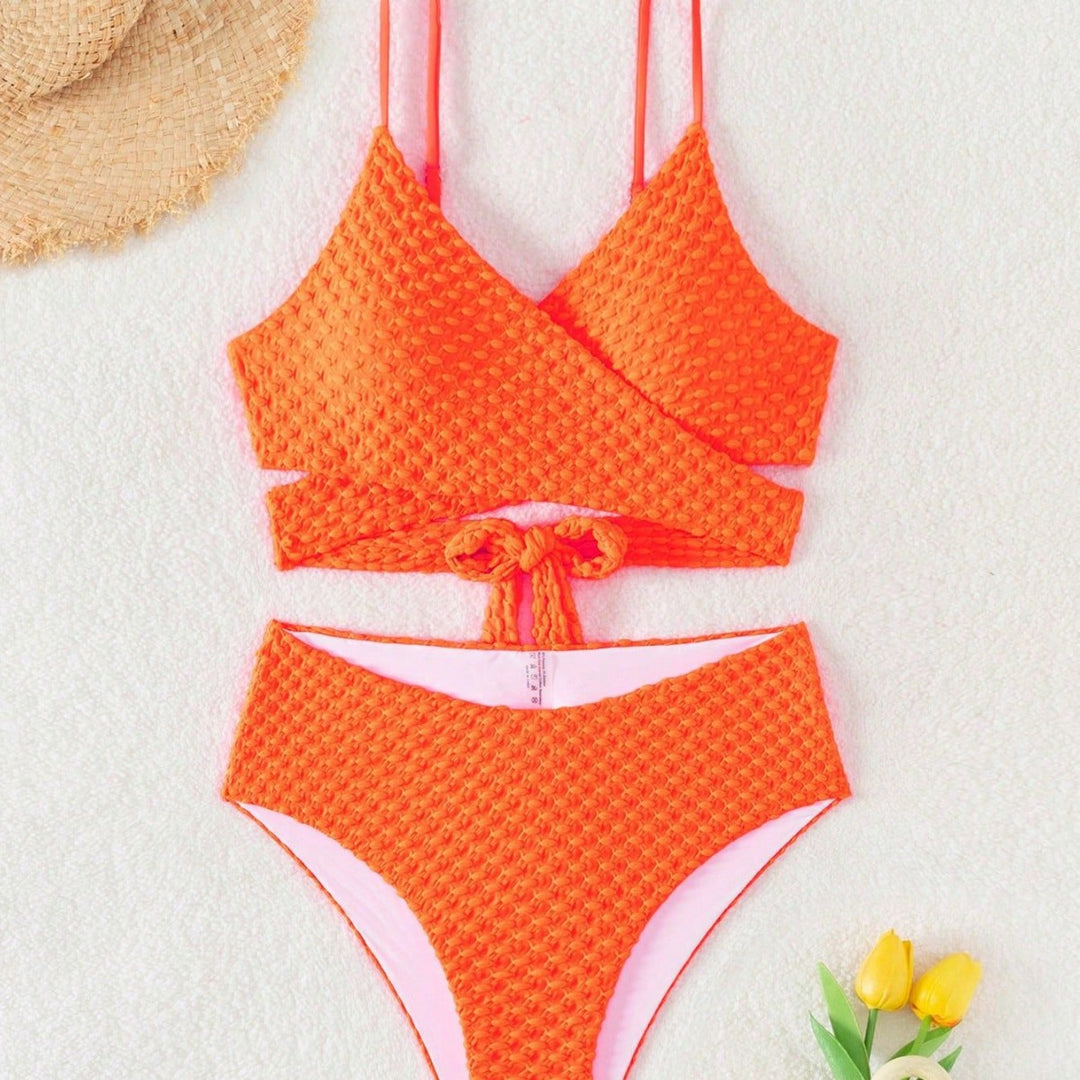 Damen Hochtaillierter Bikini mit modernem Wickeldesign Echo Archiv