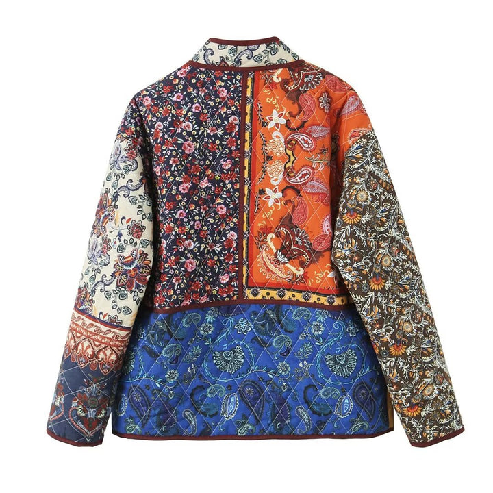 Damen nan Boho-Quiltjacke mit Patchwork‑Print, gesteppter Innenlage und aufgesetzten Klappentaschen Echo Archiv