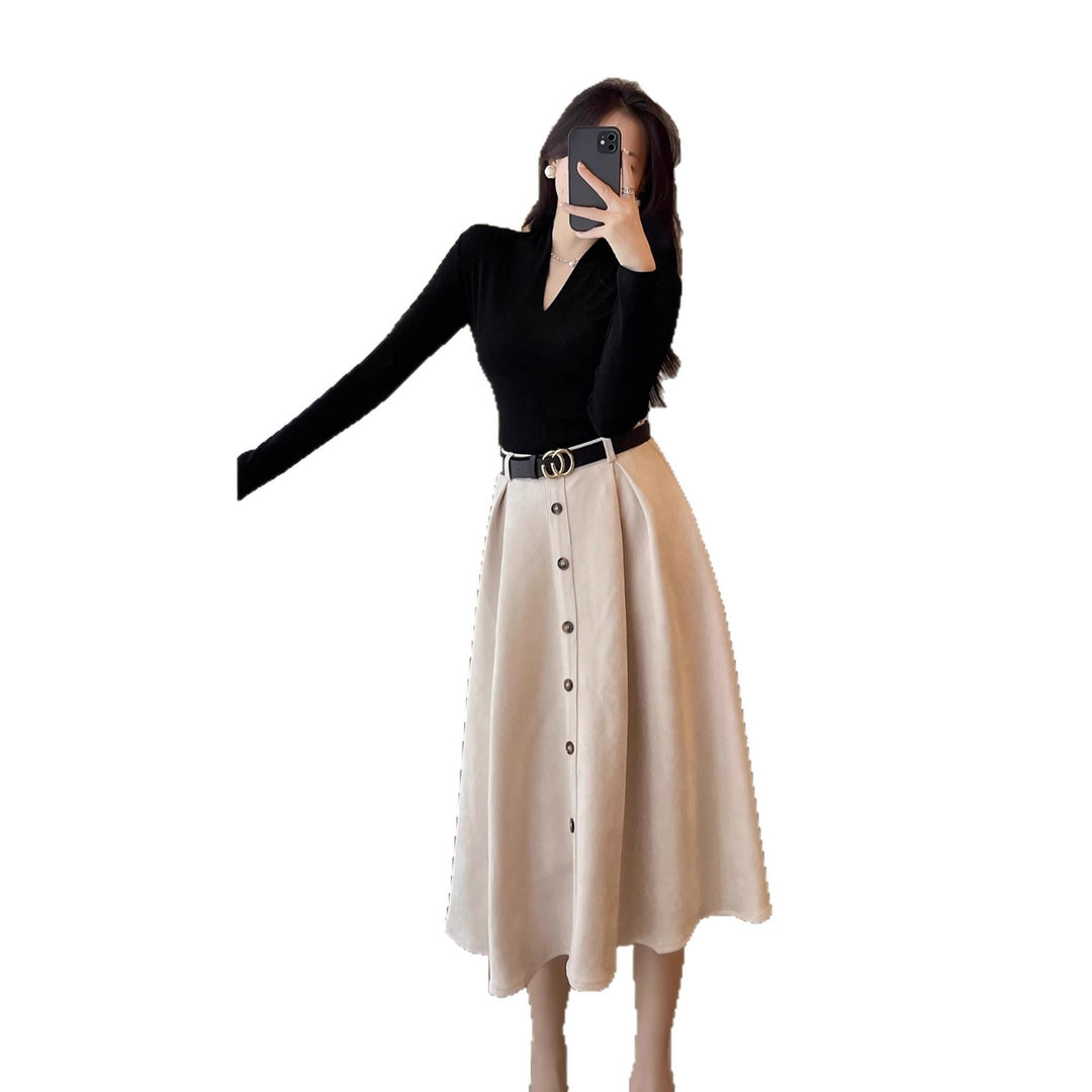 Damen Elegantes Midikleid mit Knopfleiste Echoarchiv