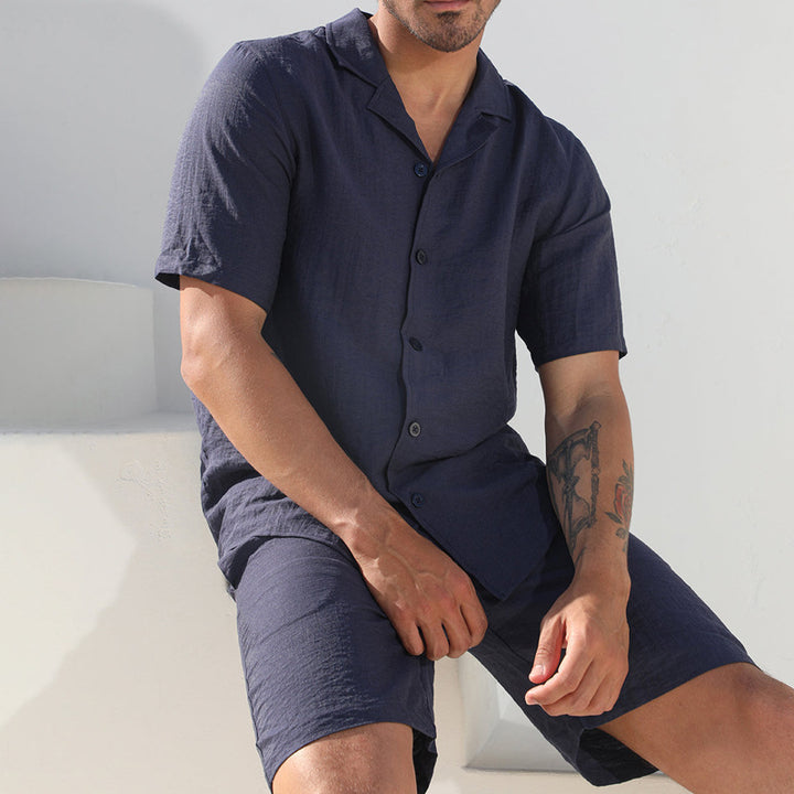 Herren lässiges Leinen-Jumpsuit mit kurzen Ärmeln und praktischer Knopfleiste Echoarchiv