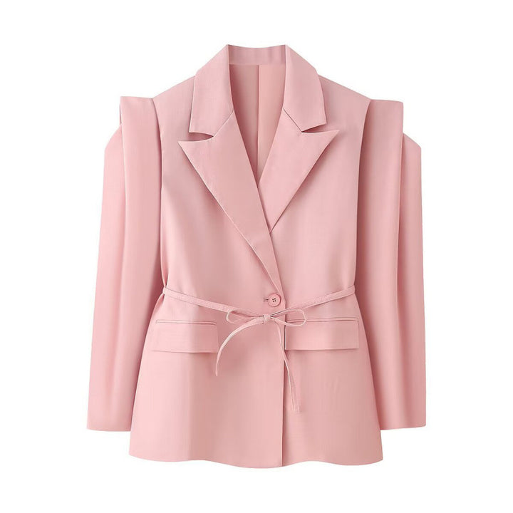 Damen Taillierter Blazer mit zarter Bindeband-Taille, betonter Schulterpartie und Pattentaschen Echo Archiv