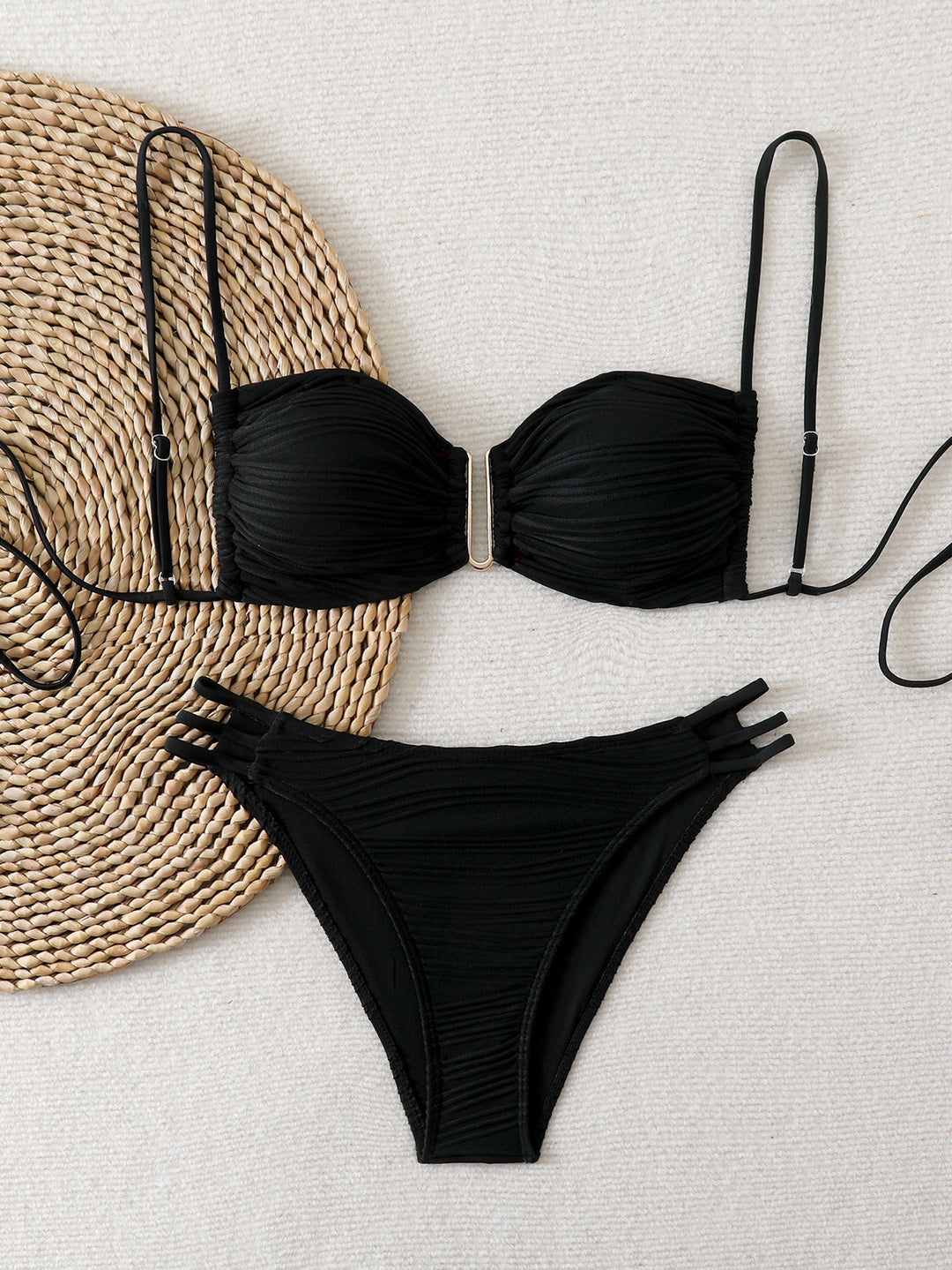 Damen Balkon-Bikini mit raffiniertem Rüschendesign und eleganten Trägern Echo Archiv