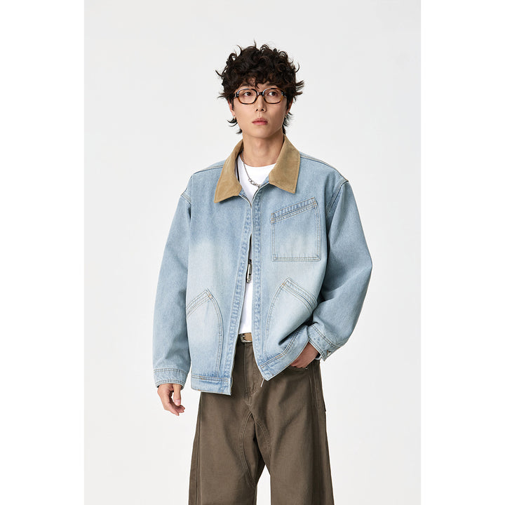Herren Relaxed-Denimjacke mit Kontrast-Cordkragen und schräger Brusttasche Echoarchiv