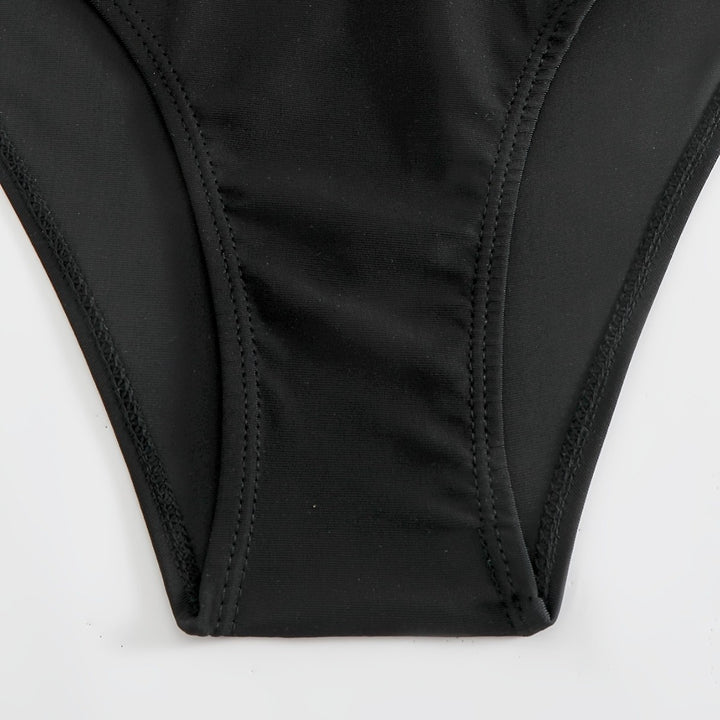 Damen Triangel-Bikini mit sportlichem Knoten-Design Echo Archiv
